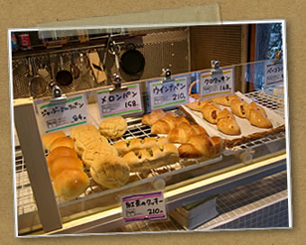 �X���̗l�q